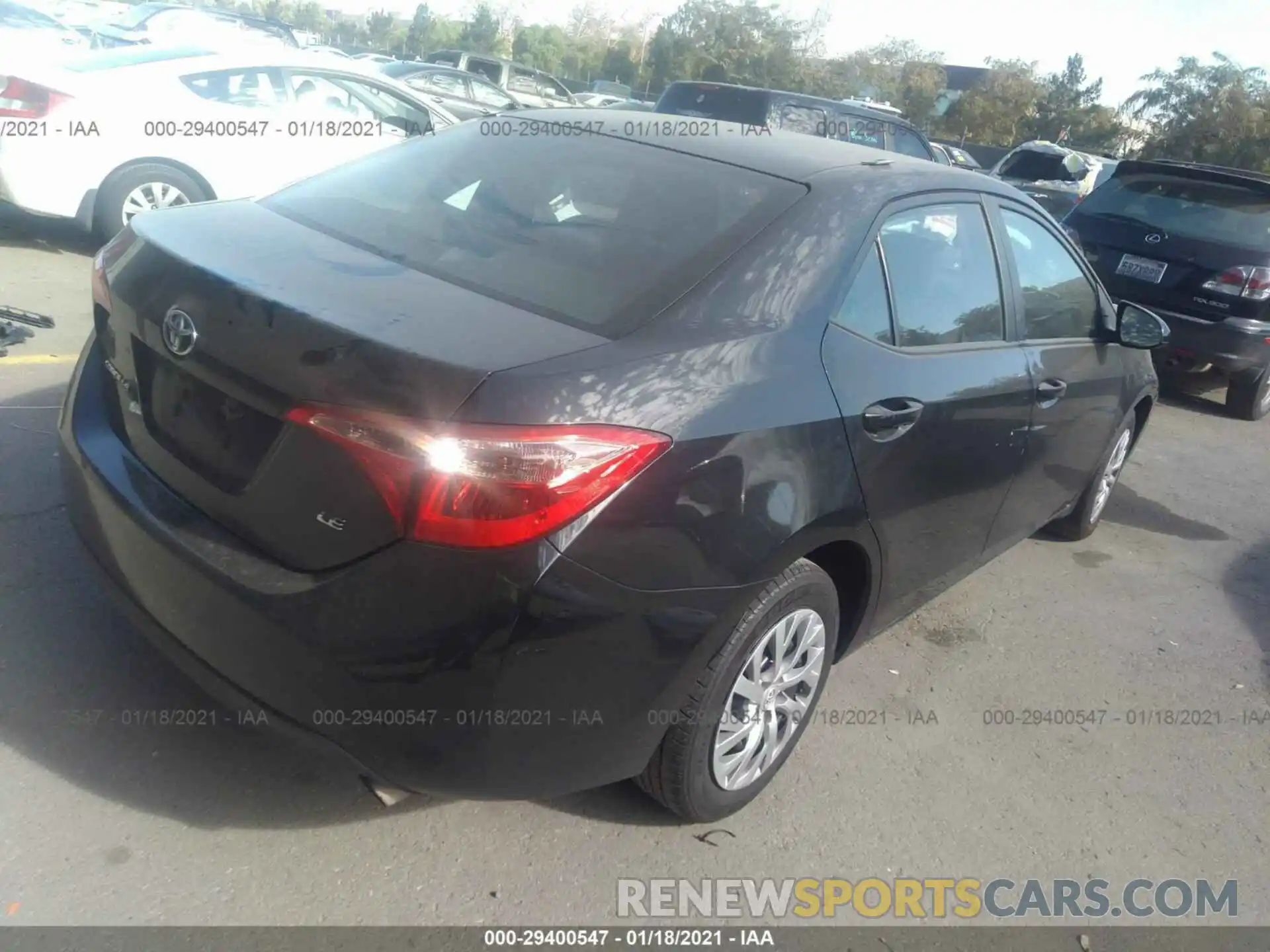 4 Photograph of a damaged car 2T1BURHE5KC159350 TOYOTA COROLLA 2019