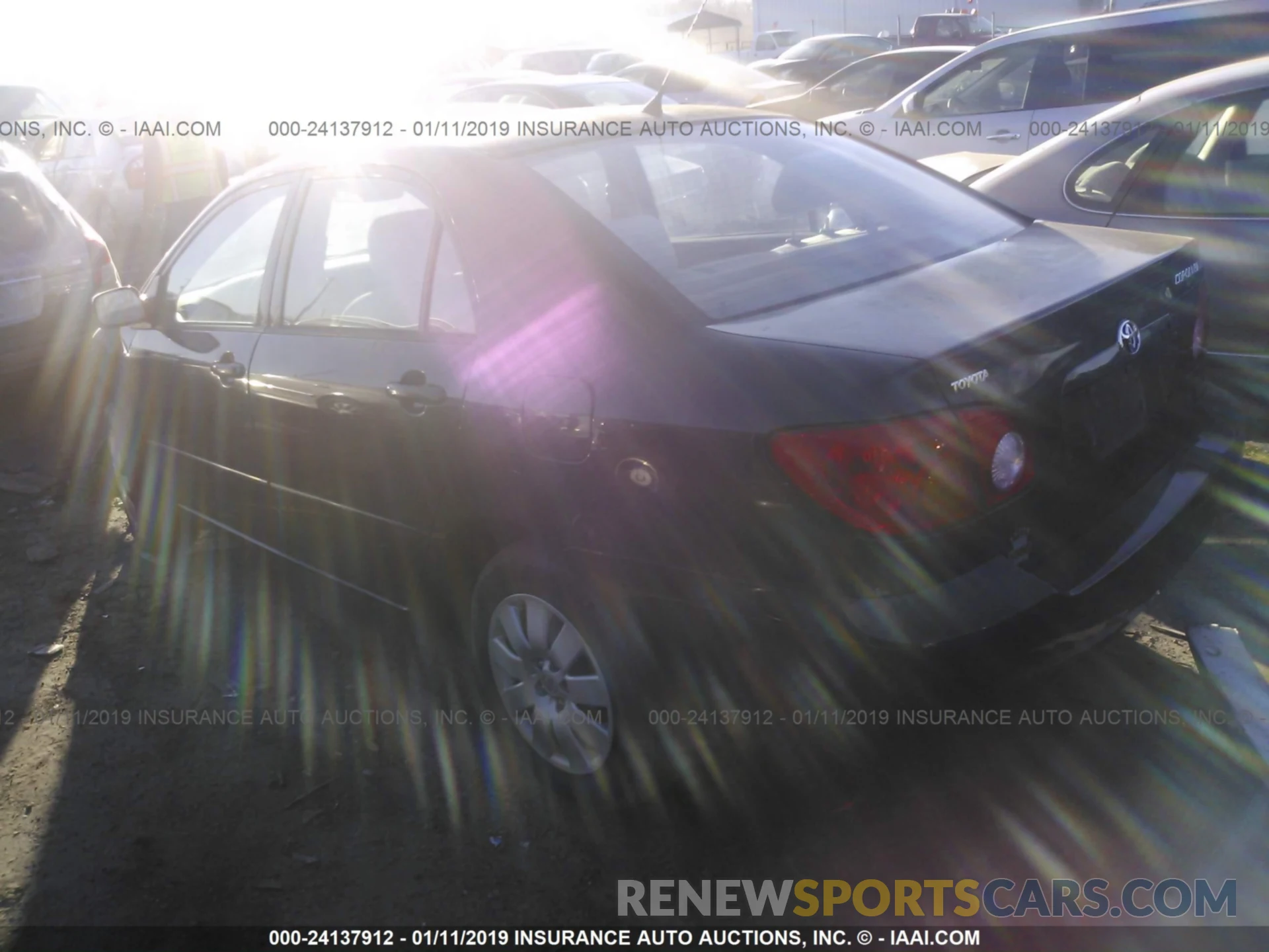 3 Photograph of a damaged car 2T1BURHE5KC159851 TOYOTA COROLLA 2019