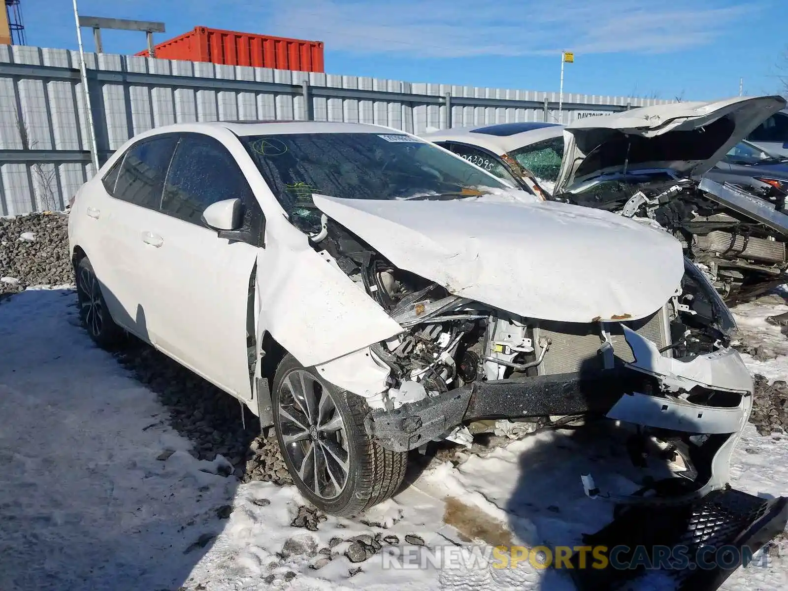 1 Photograph of a damaged car 2T1BURHE5KC160451 TOYOTA COROLLA 2019