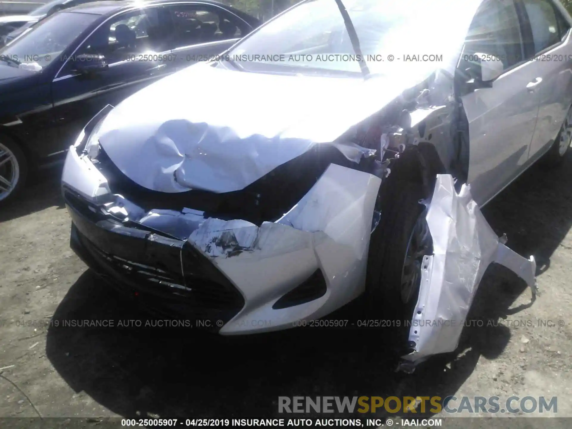 6 Photograph of a damaged car 2T1BURHE5KC161244 TOYOTA COROLLA 2019