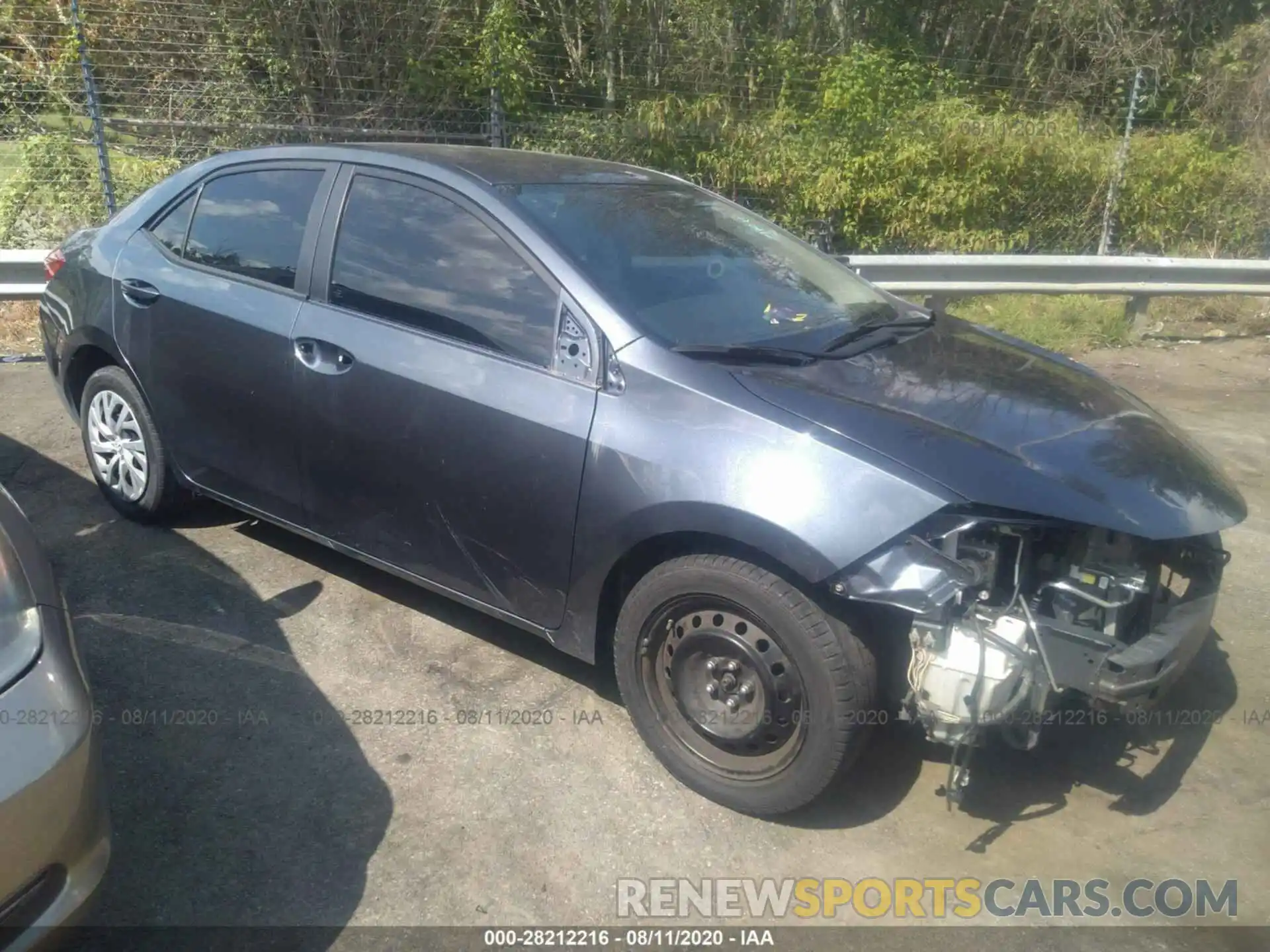 1 Photograph of a damaged car 2T1BURHE5KC161518 TOYOTA COROLLA 2019