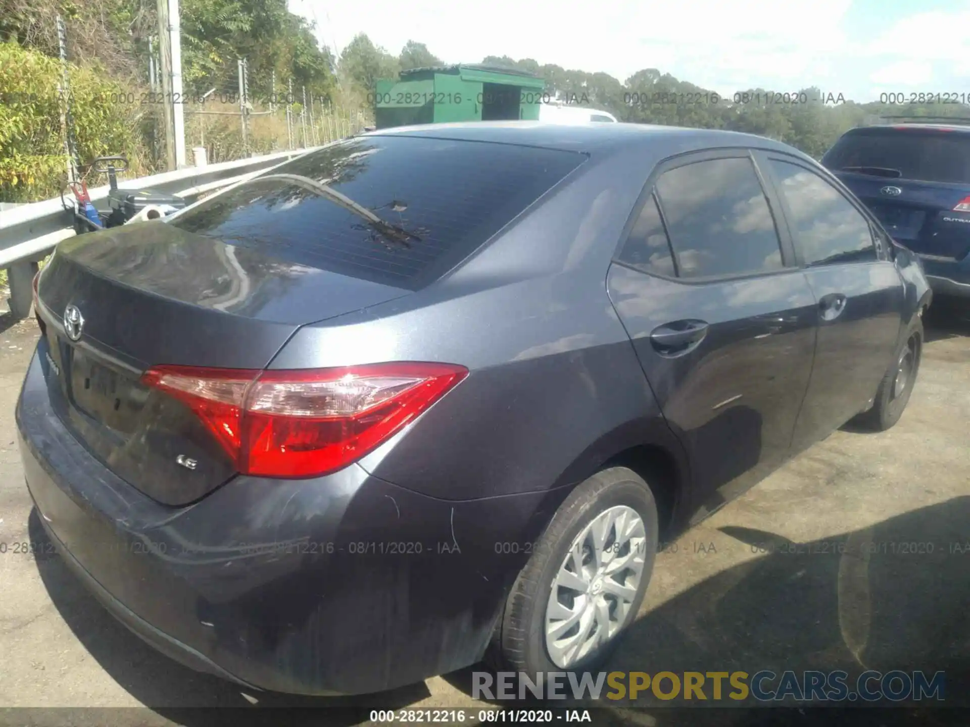 4 Photograph of a damaged car 2T1BURHE5KC161518 TOYOTA COROLLA 2019