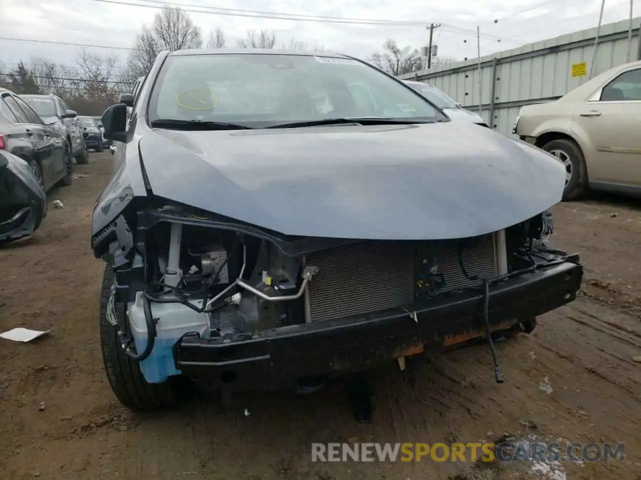 9 Photograph of a damaged car 2T1BURHE5KC162006 TOYOTA COROLLA 2019