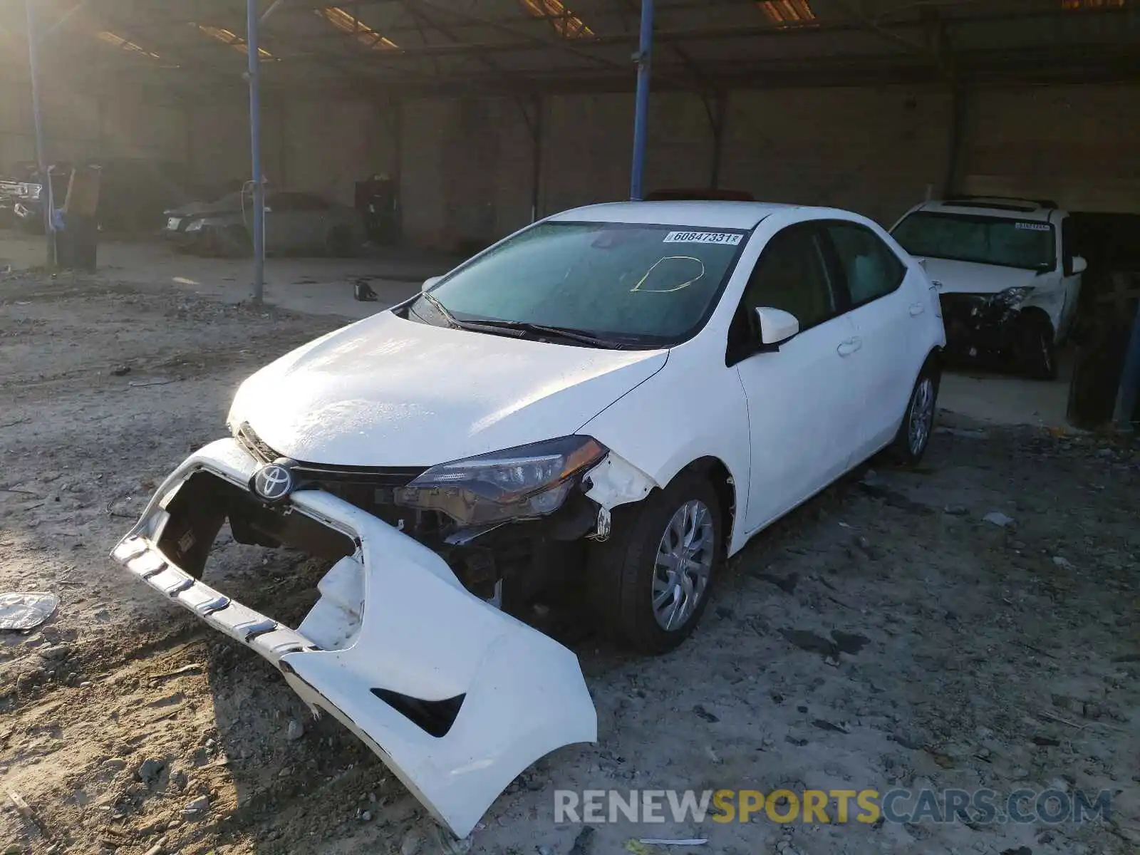 2 Photograph of a damaged car 2T1BURHE5KC162801 TOYOTA COROLLA 2019