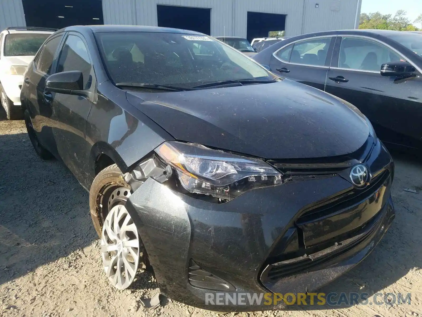 1 Photograph of a damaged car 2T1BURHE5KC162961 TOYOTA COROLLA 2019