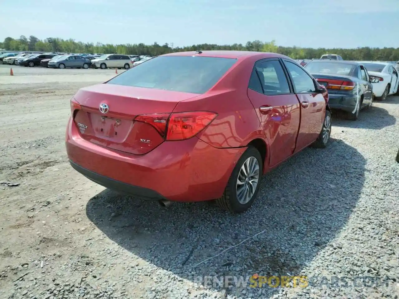 4 Photograph of a damaged car 2T1BURHE5KC163348 TOYOTA COROLLA 2019