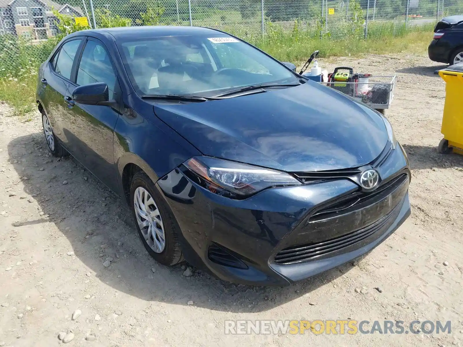 1 Photograph of a damaged car 2T1BURHE5KC163883 TOYOTA COROLLA 2019