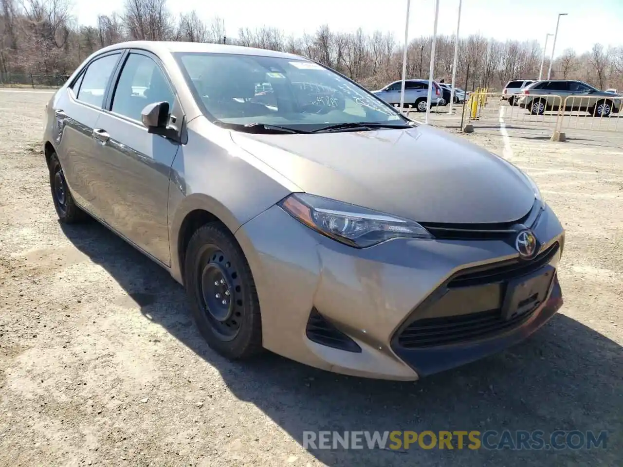 1 Photograph of a damaged car 2T1BURHE5KC164015 TOYOTA COROLLA 2019