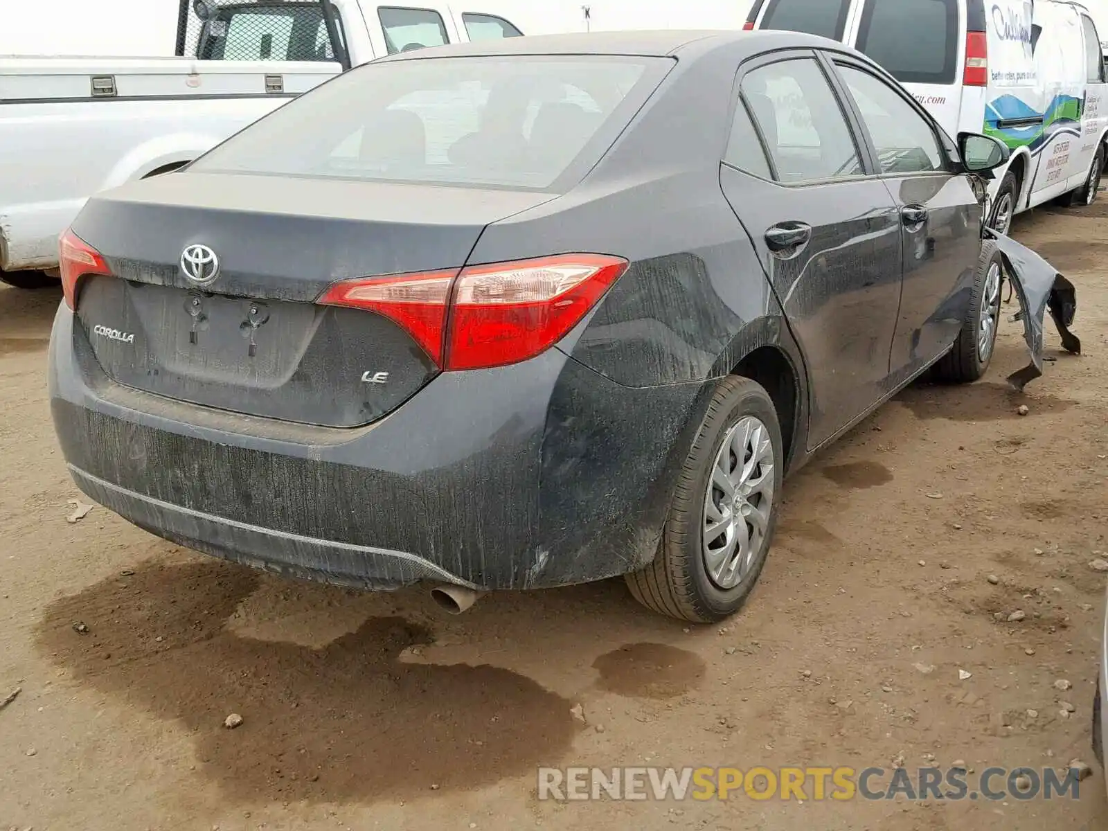 4 Photograph of a damaged car 2T1BURHE5KC165245 TOYOTA COROLLA 2019