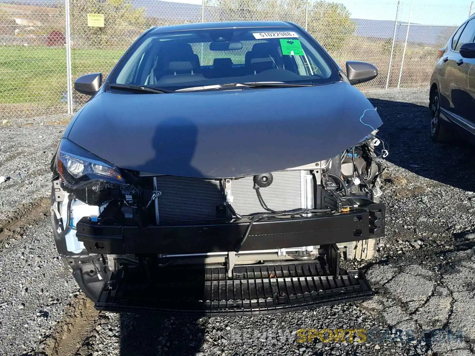 9 Photograph of a damaged car 2T1BURHE5KC165889 TOYOTA COROLLA 2019