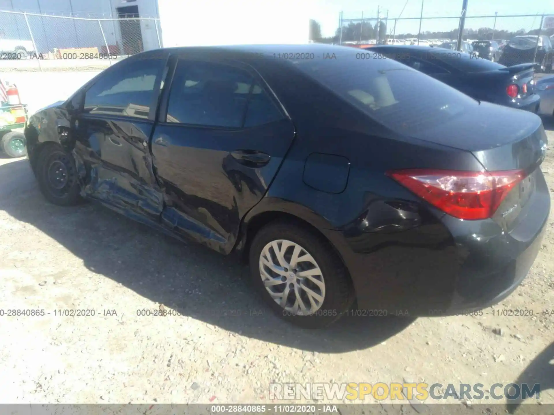 3 Photograph of a damaged car 2T1BURHE5KC165908 TOYOTA COROLLA 2019