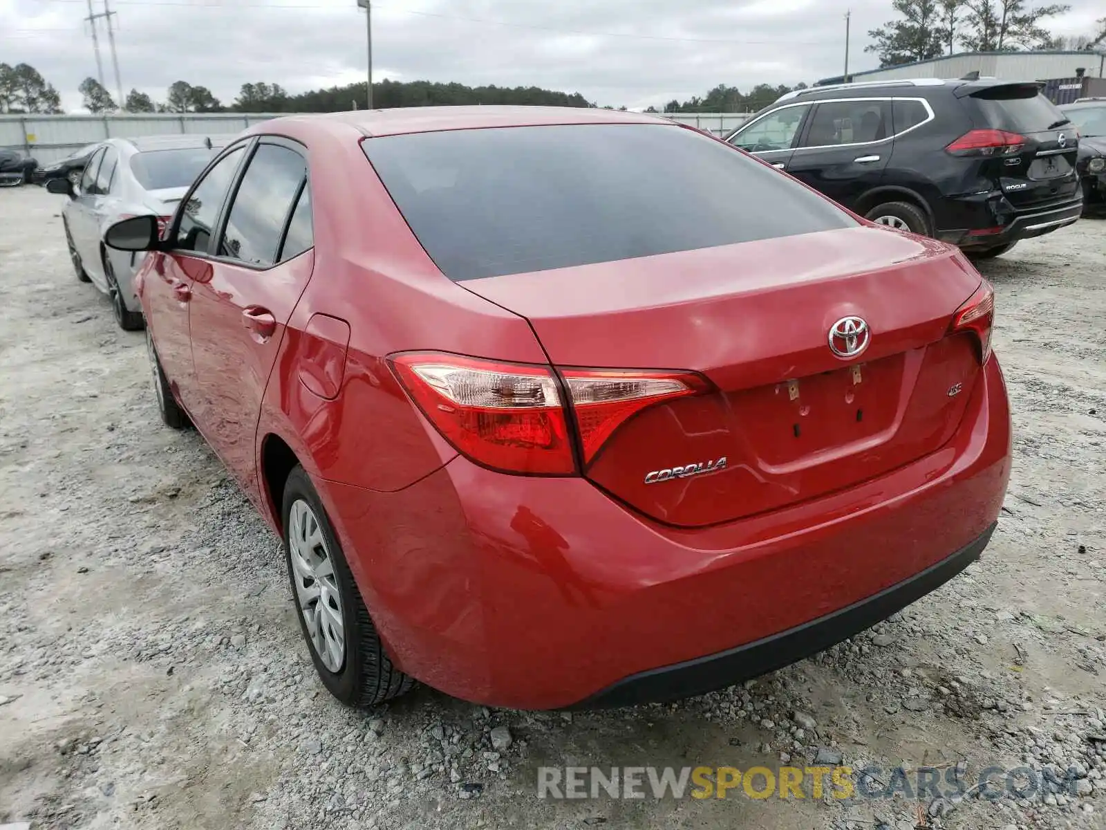 3 Photograph of a damaged car 2T1BURHE5KC166802 TOYOTA COROLLA 2019