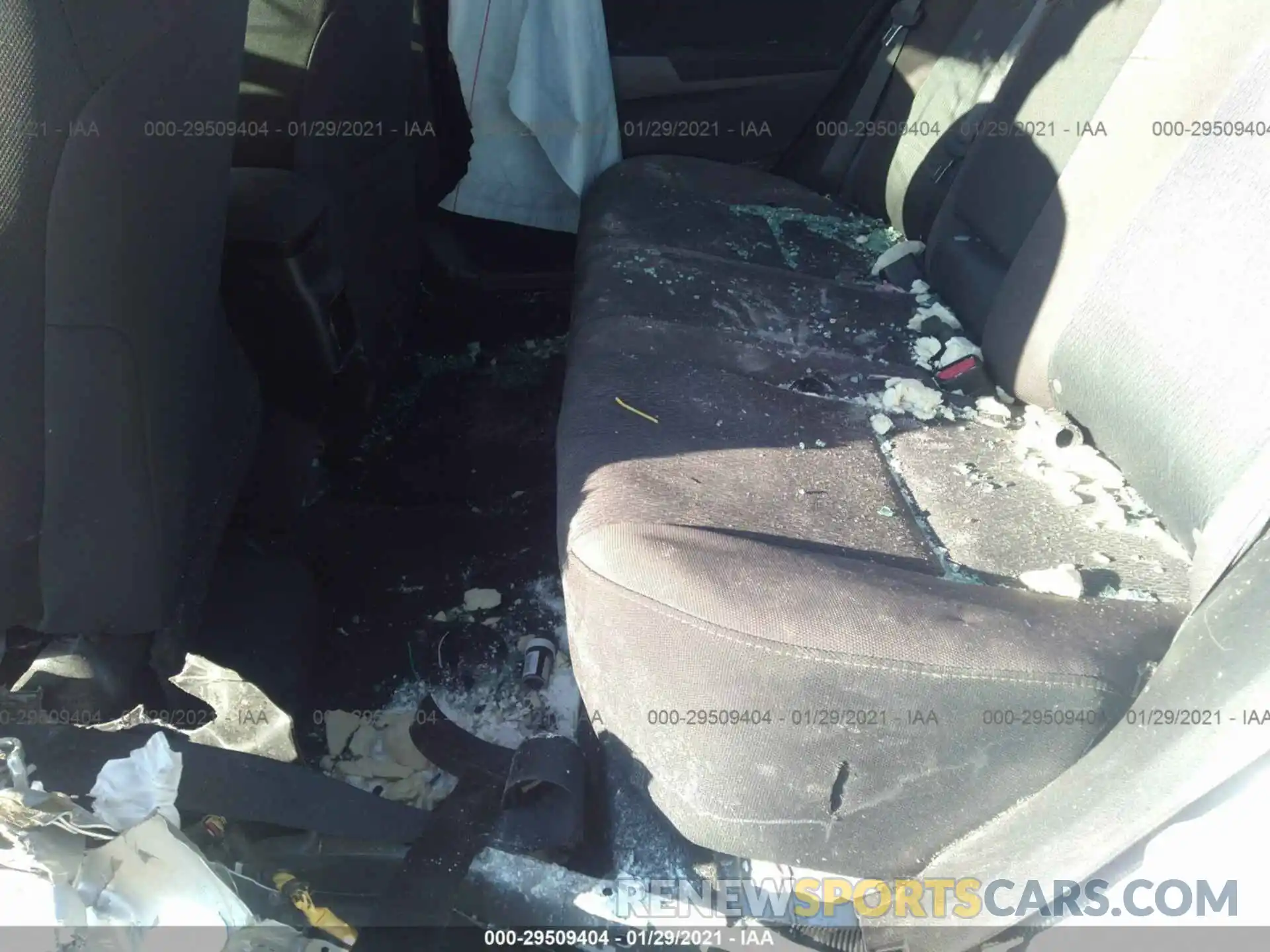 8 Photograph of a damaged car 2T1BURHE5KC167108 TOYOTA COROLLA 2019