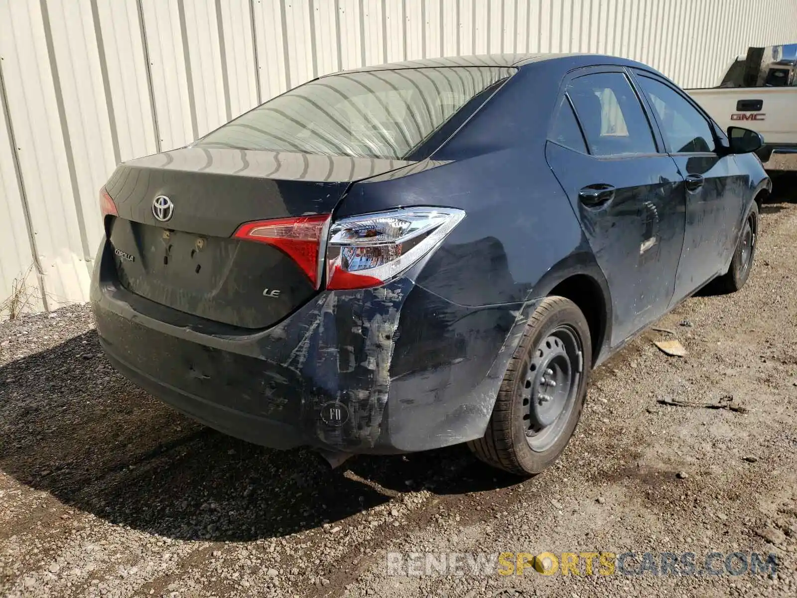 4 Photograph of a damaged car 2T1BURHE5KC167481 TOYOTA COROLLA 2019