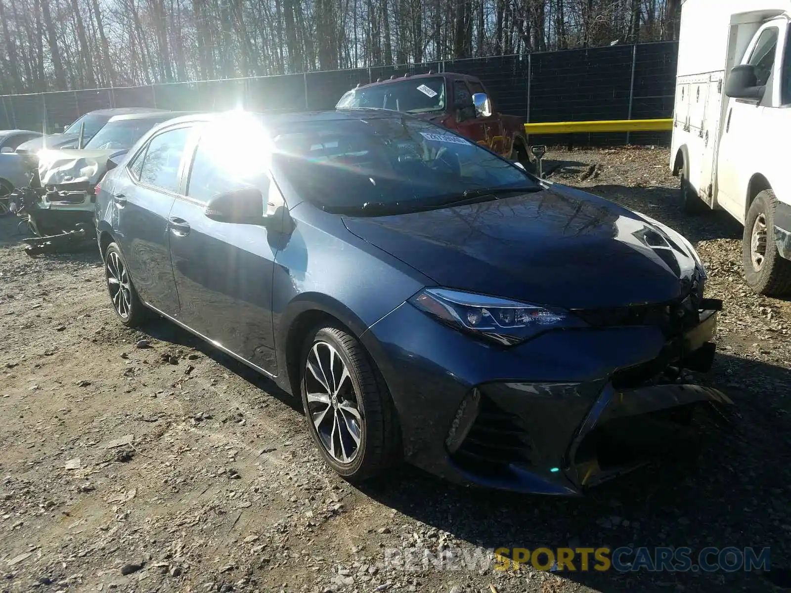 1 Photograph of a damaged car 2T1BURHE5KC167514 TOYOTA COROLLA 2019