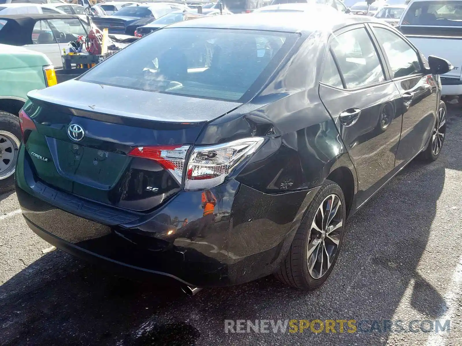 4 Photograph of a damaged car 2T1BURHE5KC167898 TOYOTA COROLLA 2019