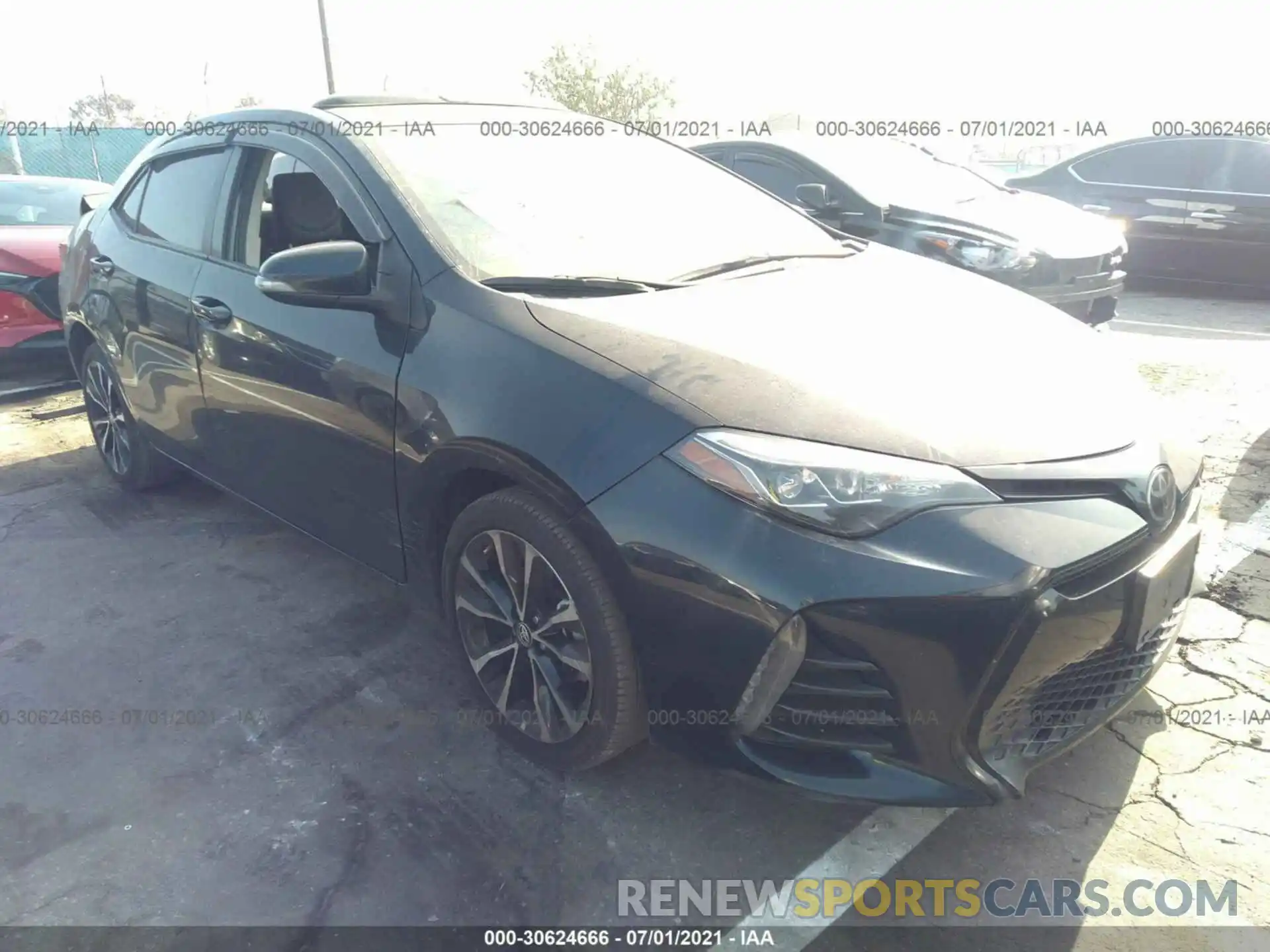 1 Photograph of a damaged car 2T1BURHE5KC168646 TOYOTA COROLLA 2019