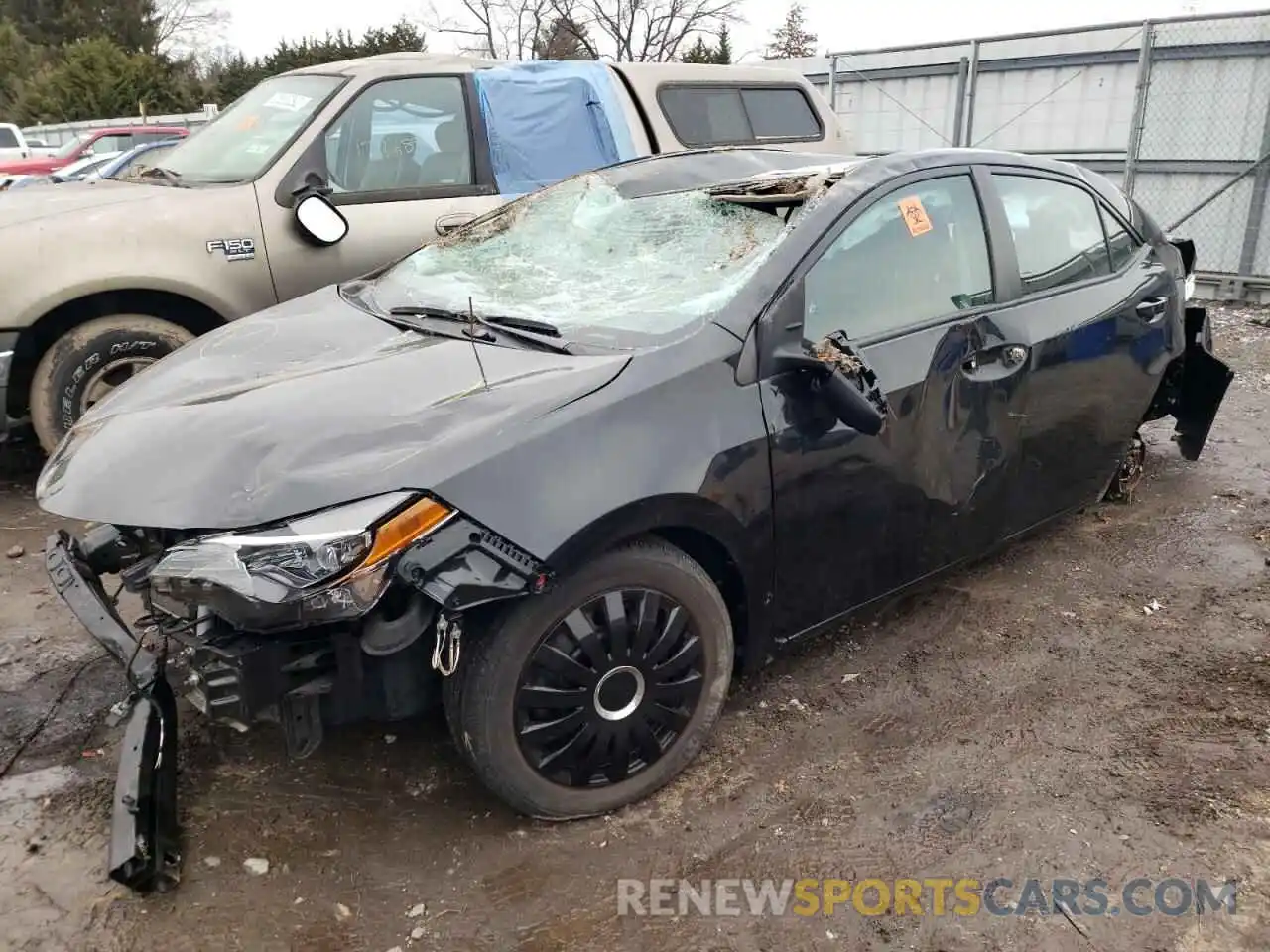 2 Photograph of a damaged car 2T1BURHE5KC168758 TOYOTA COROLLA 2019