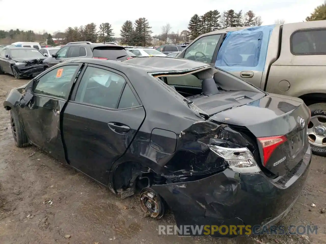 3 Photograph of a damaged car 2T1BURHE5KC168758 TOYOTA COROLLA 2019