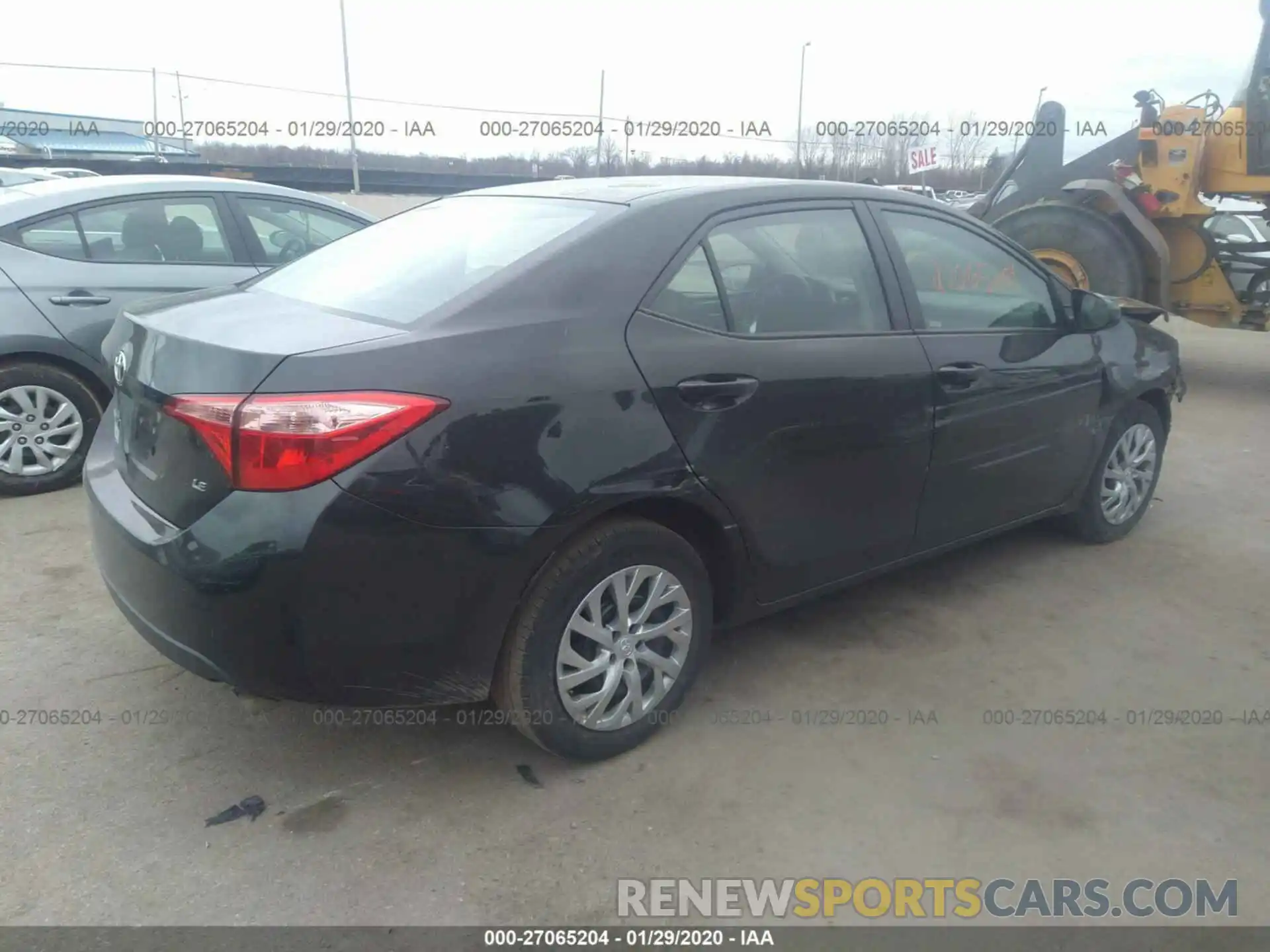 4 Photograph of a damaged car 2T1BURHE5KC169280 TOYOTA COROLLA 2019