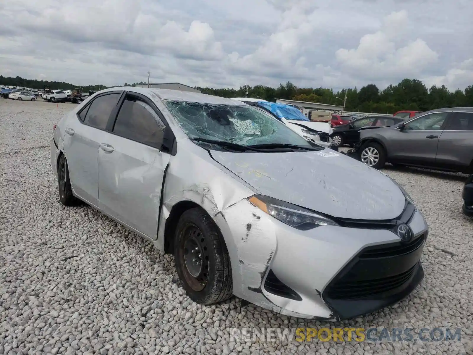 1 Photograph of a damaged car 2T1BURHE5KC170025 TOYOTA COROLLA 2019