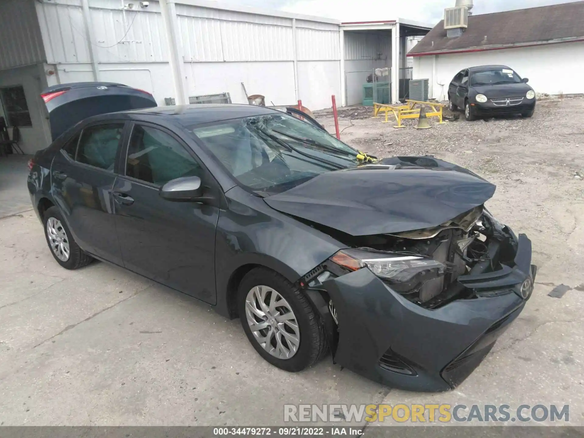 1 Photograph of a damaged car 2T1BURHE5KC171367 TOYOTA COROLLA 2019