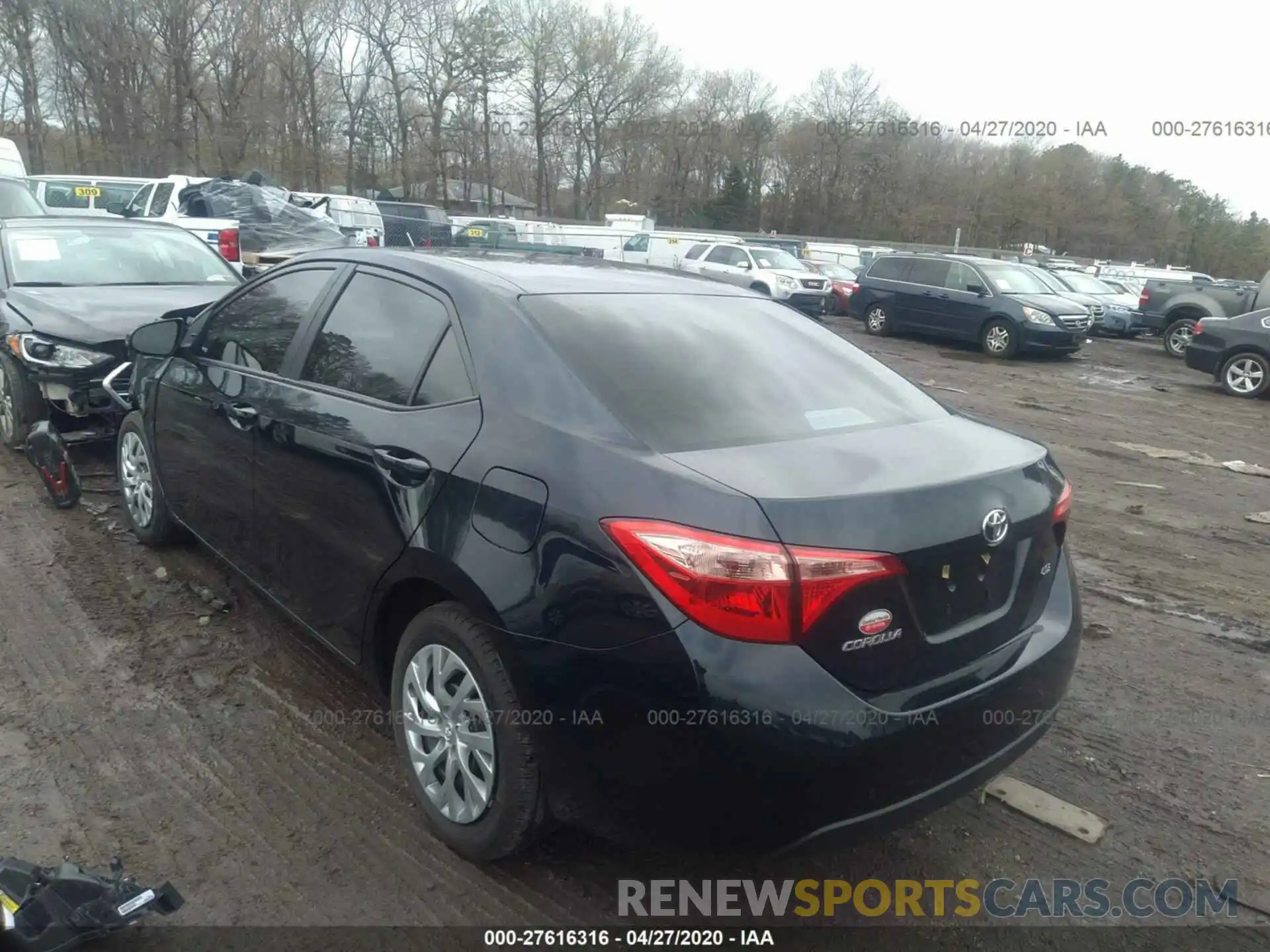 3 Photograph of a damaged car 2T1BURHE5KC175547 TOYOTA COROLLA 2019