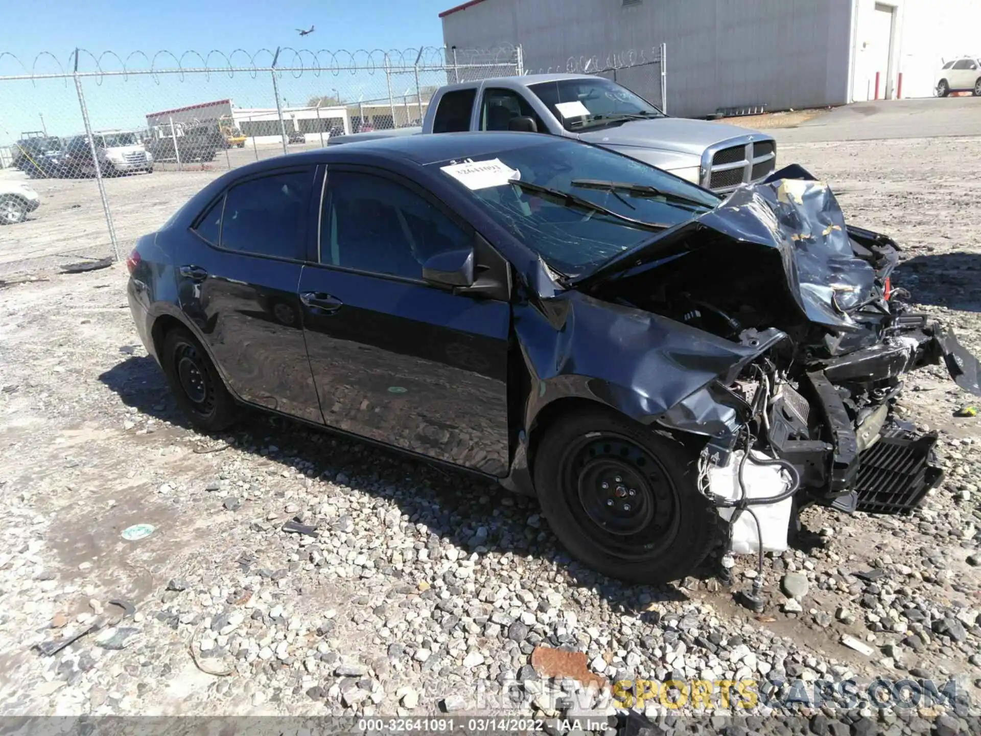 1 Photograph of a damaged car 2T1BURHE5KC177735 TOYOTA COROLLA 2019