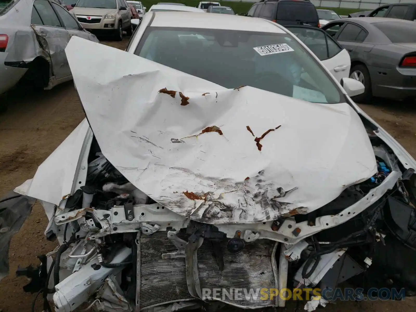 7 Фотография поврежденного автомобиля 2T1BURHE5KC181610 TOYOTA COROLLA 2019