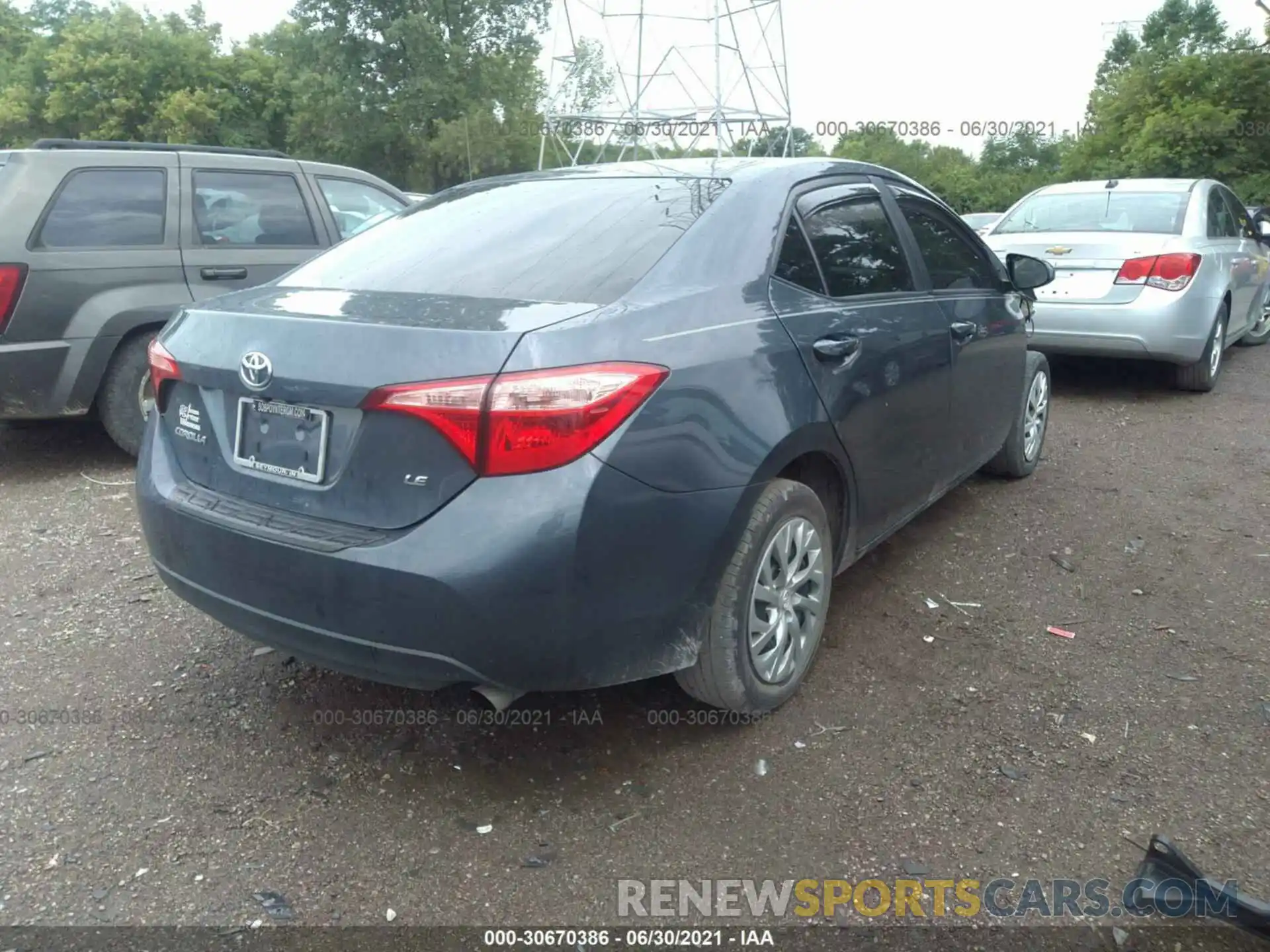 4 Photograph of a damaged car 2T1BURHE5KC182322 TOYOTA COROLLA 2019