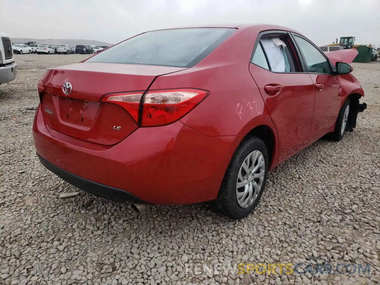 4 Фотография поврежденного автомобиля 2T1BURHE5KC183793 TOYOTA COROLLA 2019