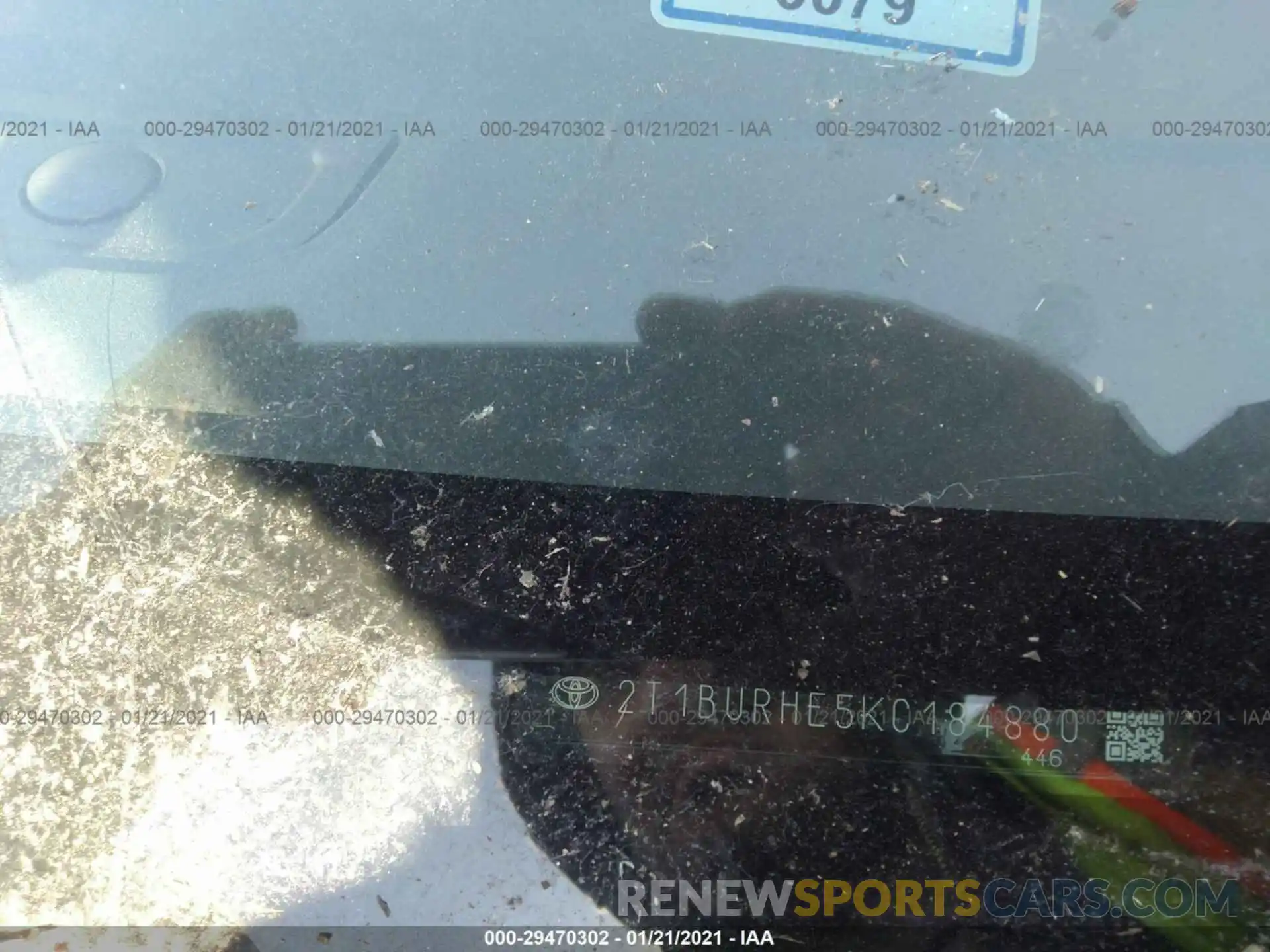 9 Photograph of a damaged car 2T1BURHE5KC184880 TOYOTA COROLLA 2019