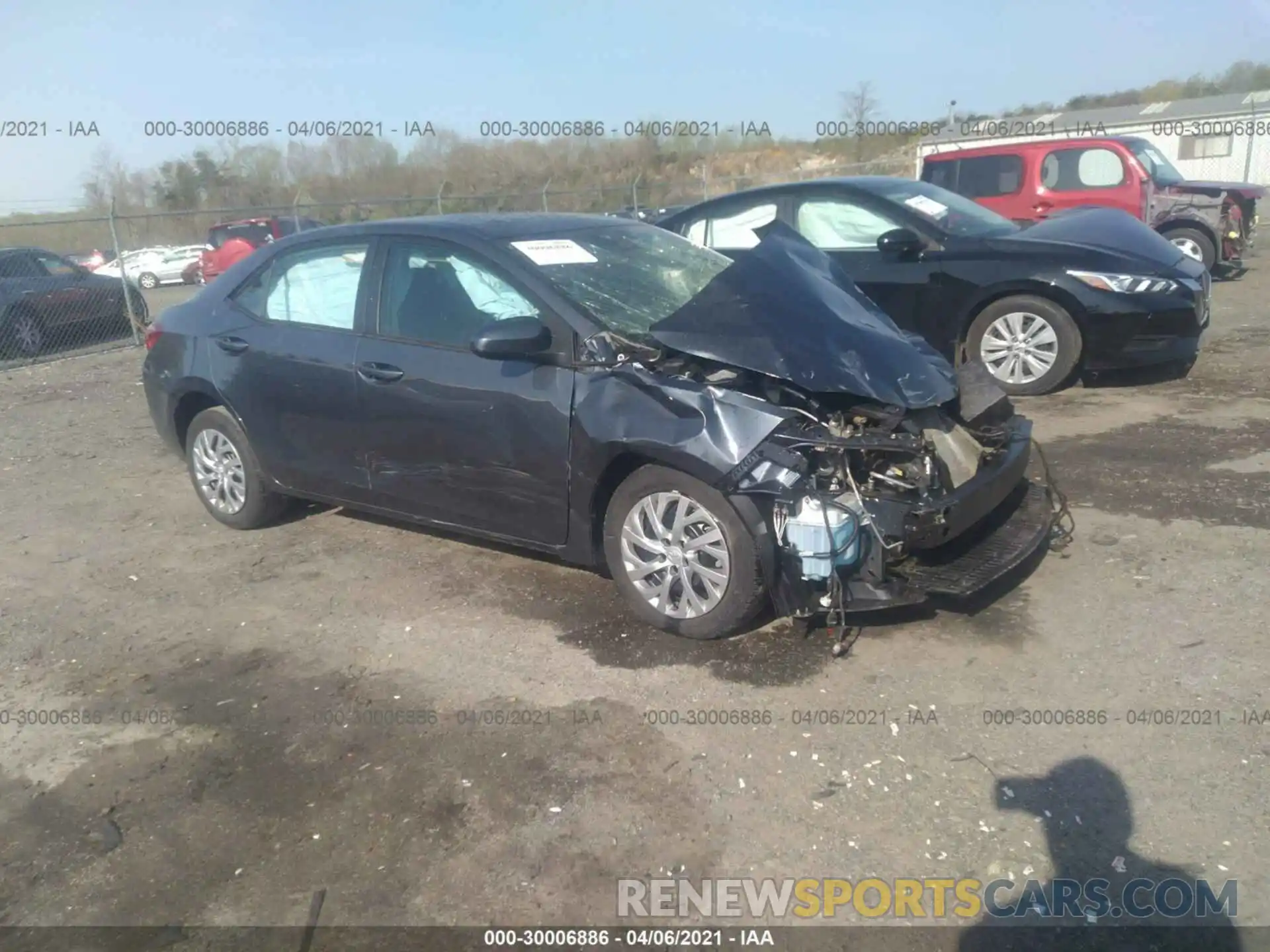 1 Photograph of a damaged car 2T1BURHE5KC184961 TOYOTA COROLLA 2019