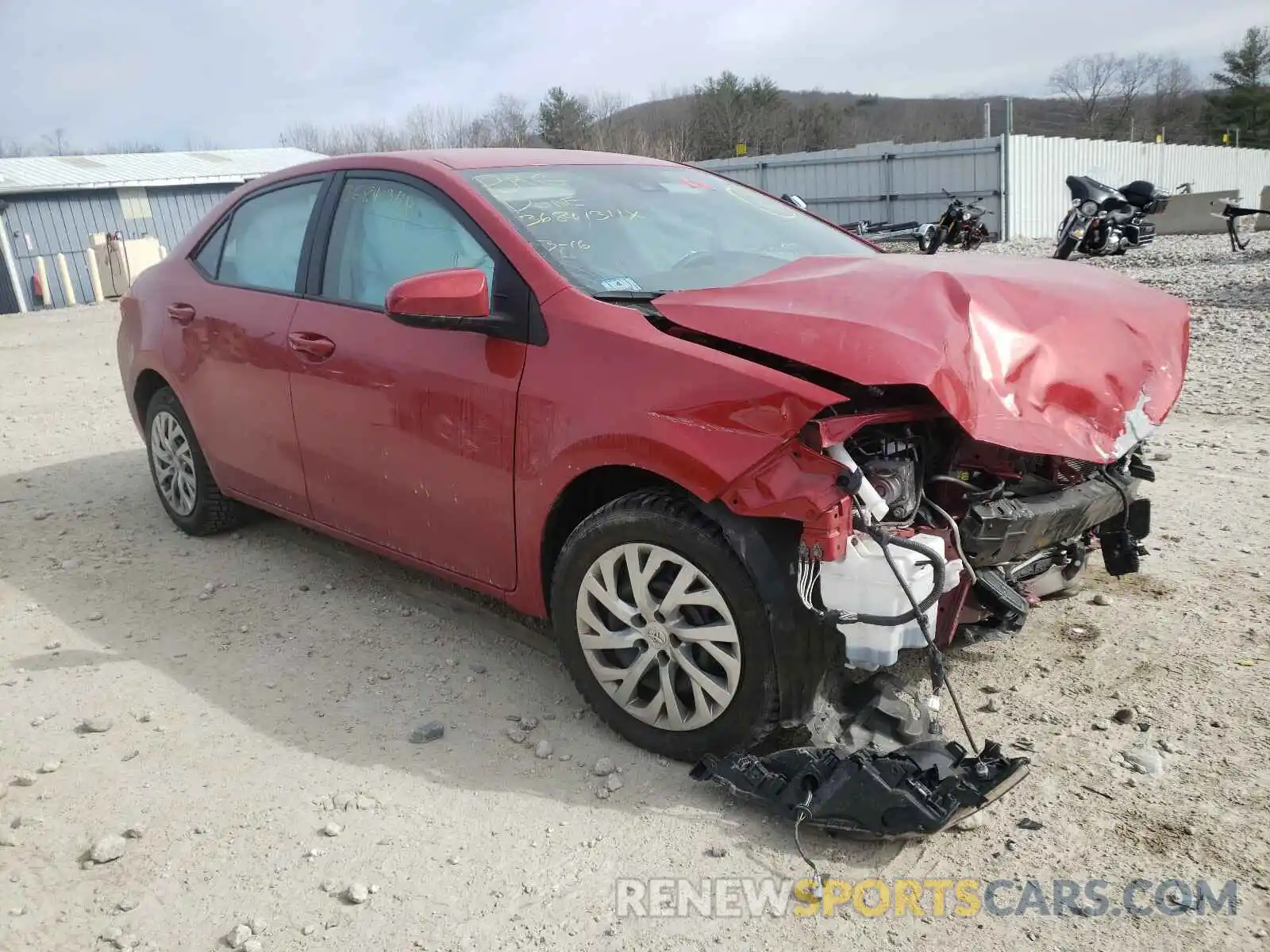 1 Photograph of a damaged car 2T1BURHE5KC184989 TOYOTA COROLLA 2019