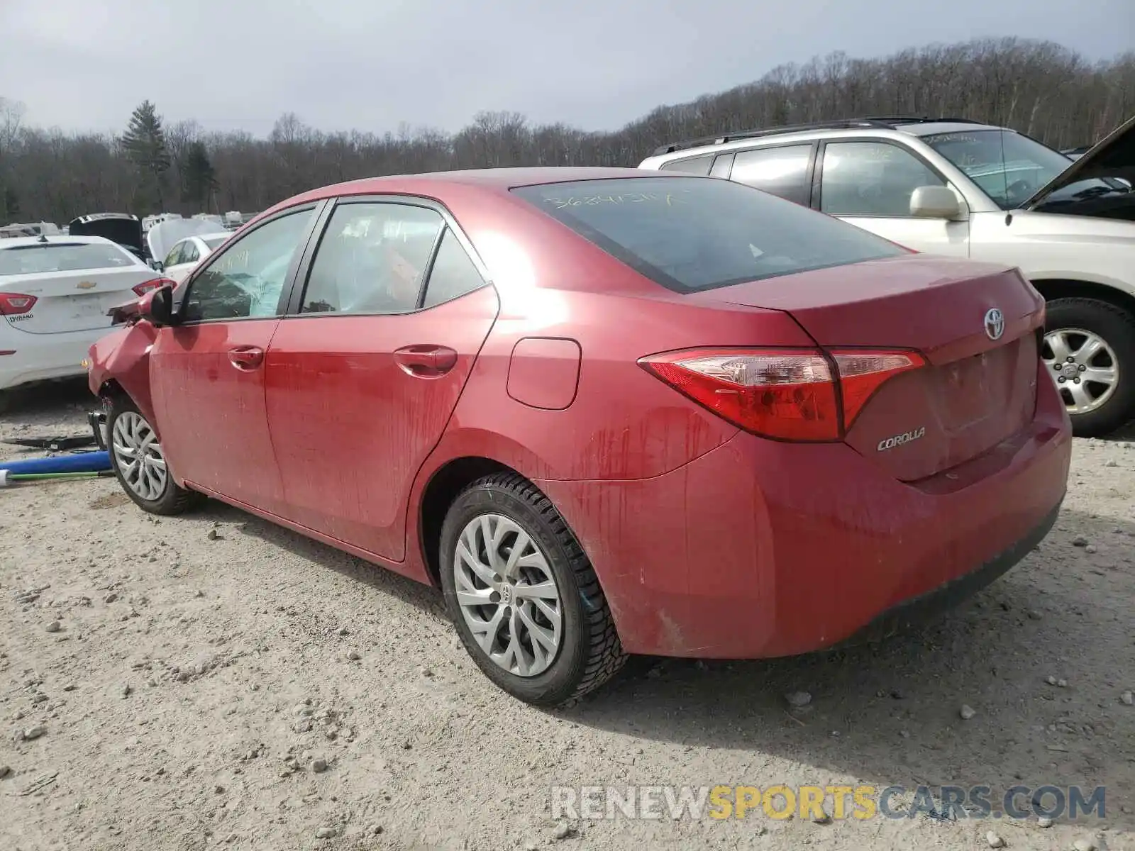 3 Photograph of a damaged car 2T1BURHE5KC184989 TOYOTA COROLLA 2019