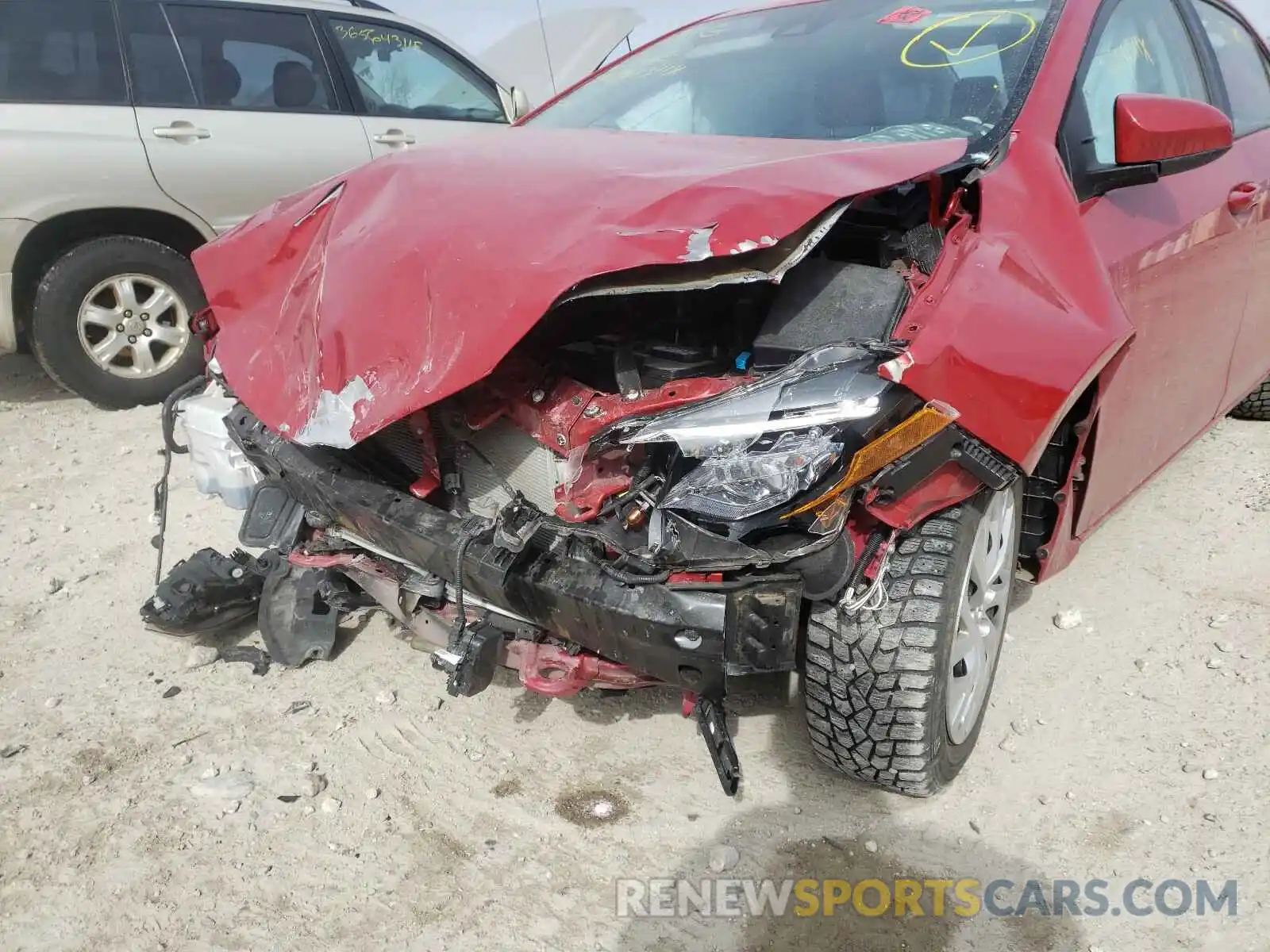 9 Photograph of a damaged car 2T1BURHE5KC184989 TOYOTA COROLLA 2019