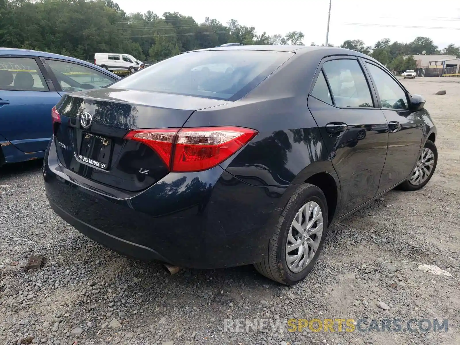 4 Photograph of a damaged car 2T1BURHE5KC185012 TOYOTA COROLLA 2019