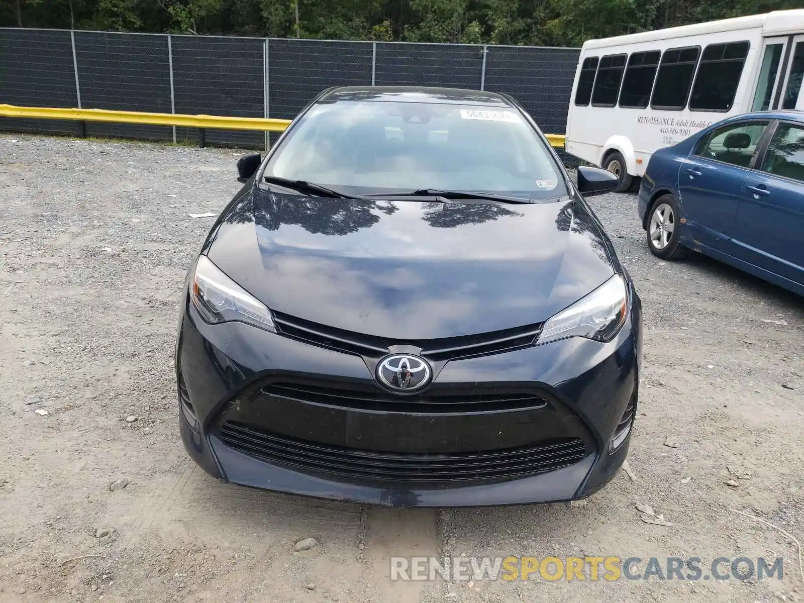 9 Photograph of a damaged car 2T1BURHE5KC185012 TOYOTA COROLLA 2019