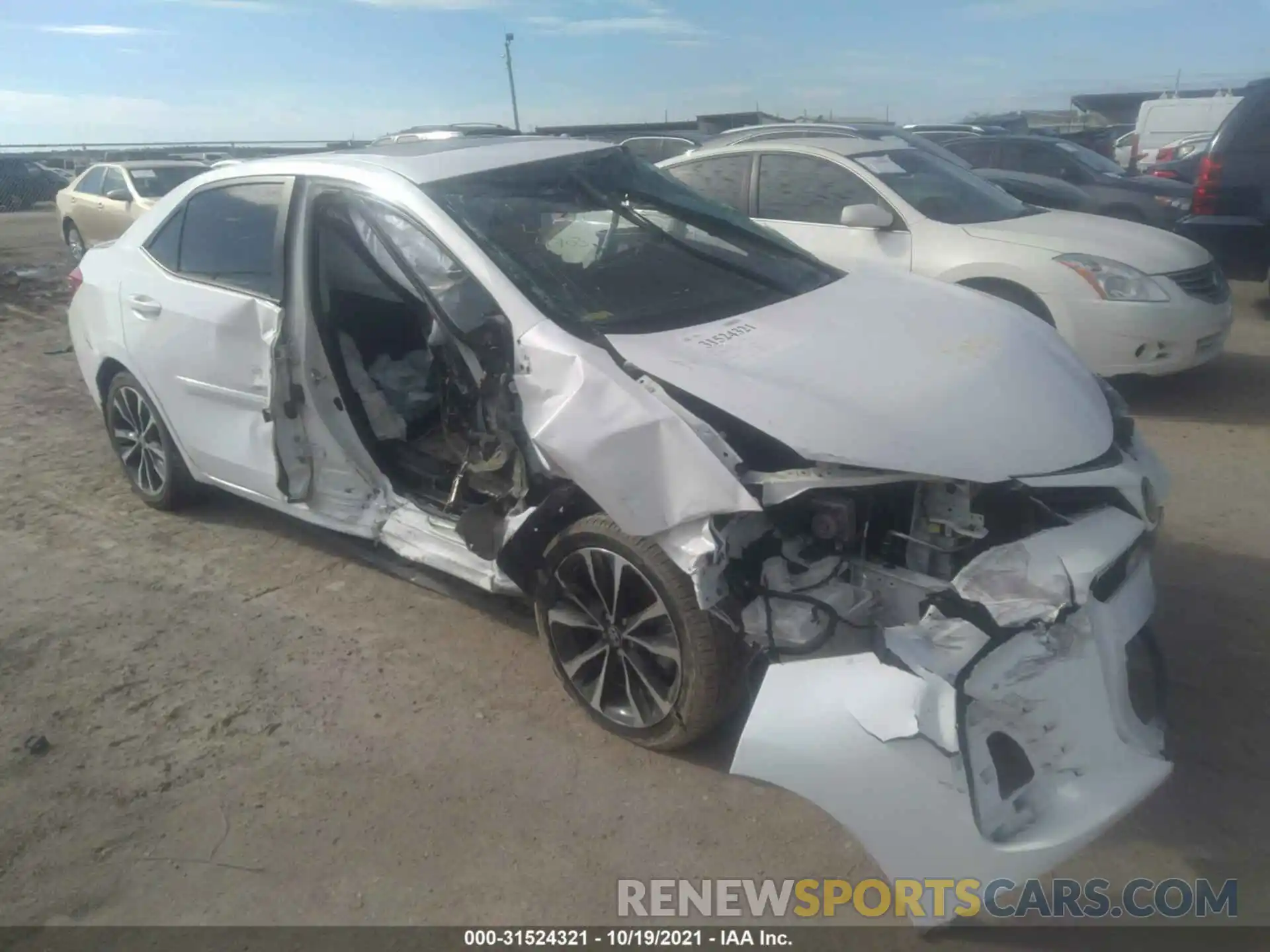 1 Photograph of a damaged car 2T1BURHE5KC185348 TOYOTA COROLLA 2019