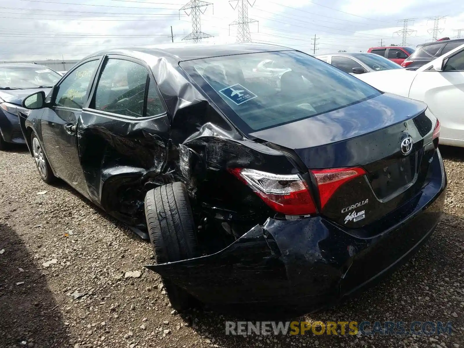 3 Photograph of a damaged car 2T1BURHE5KC185429 TOYOTA COROLLA 2019