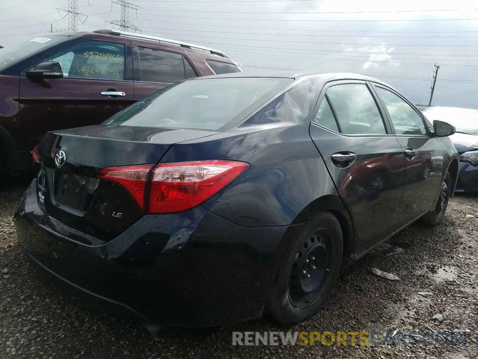 4 Photograph of a damaged car 2T1BURHE5KC185429 TOYOTA COROLLA 2019