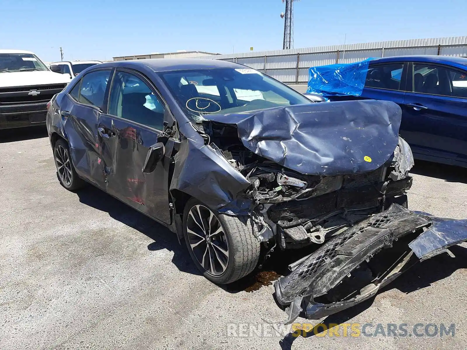 1 Photograph of a damaged car 2T1BURHE5KC186029 TOYOTA COROLLA 2019