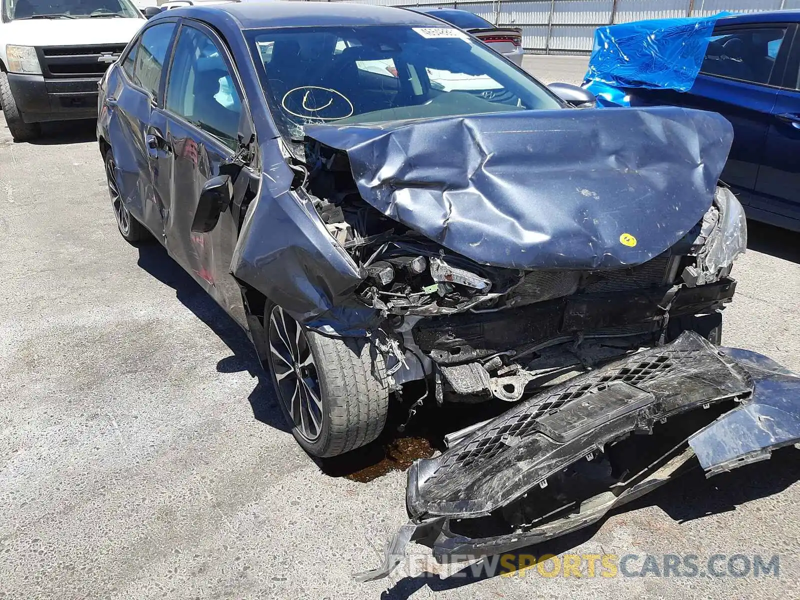 9 Photograph of a damaged car 2T1BURHE5KC186029 TOYOTA COROLLA 2019