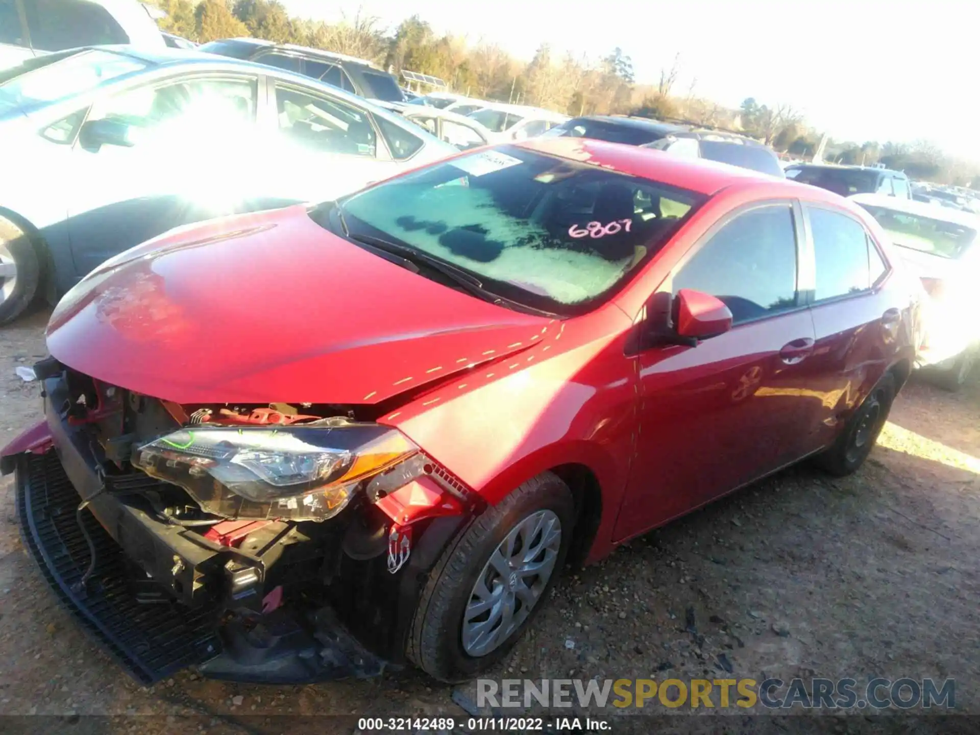 2 Photograph of a damaged car 2T1BURHE5KC186807 TOYOTA COROLLA 2019