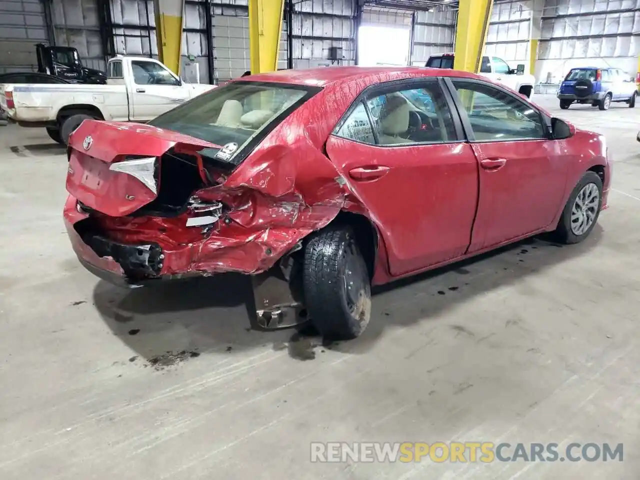 3 Photograph of a damaged car 2T1BURHE5KC186855 TOYOTA COROLLA 2019