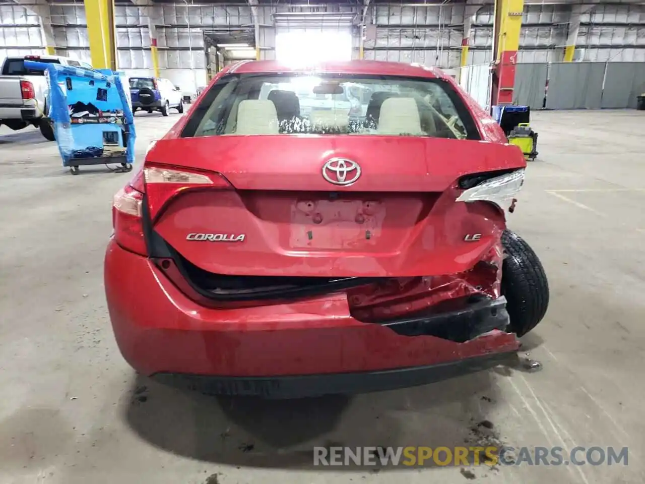 6 Photograph of a damaged car 2T1BURHE5KC186855 TOYOTA COROLLA 2019