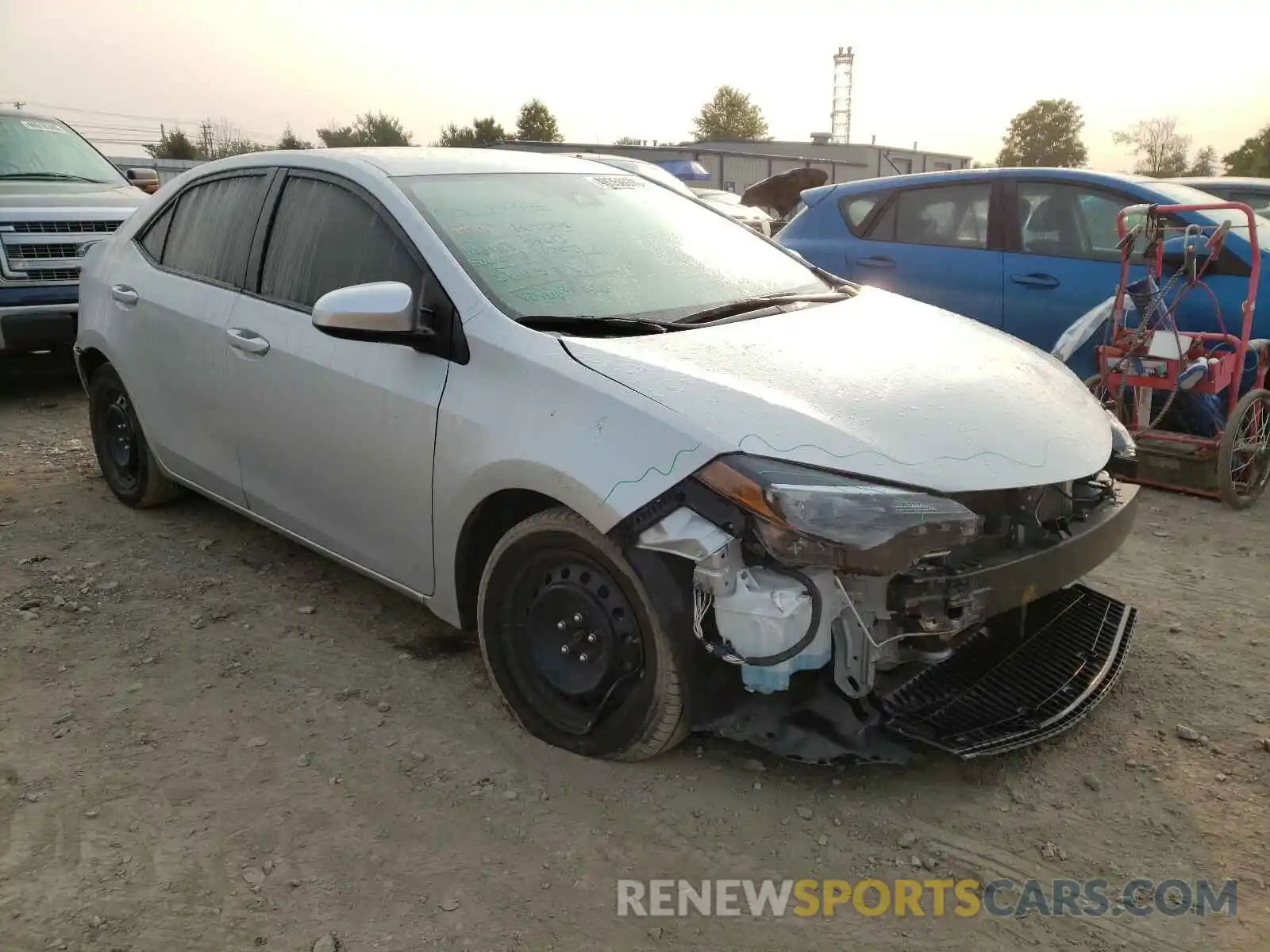 1 Photograph of a damaged car 2T1BURHE5KC187049 TOYOTA COROLLA 2019