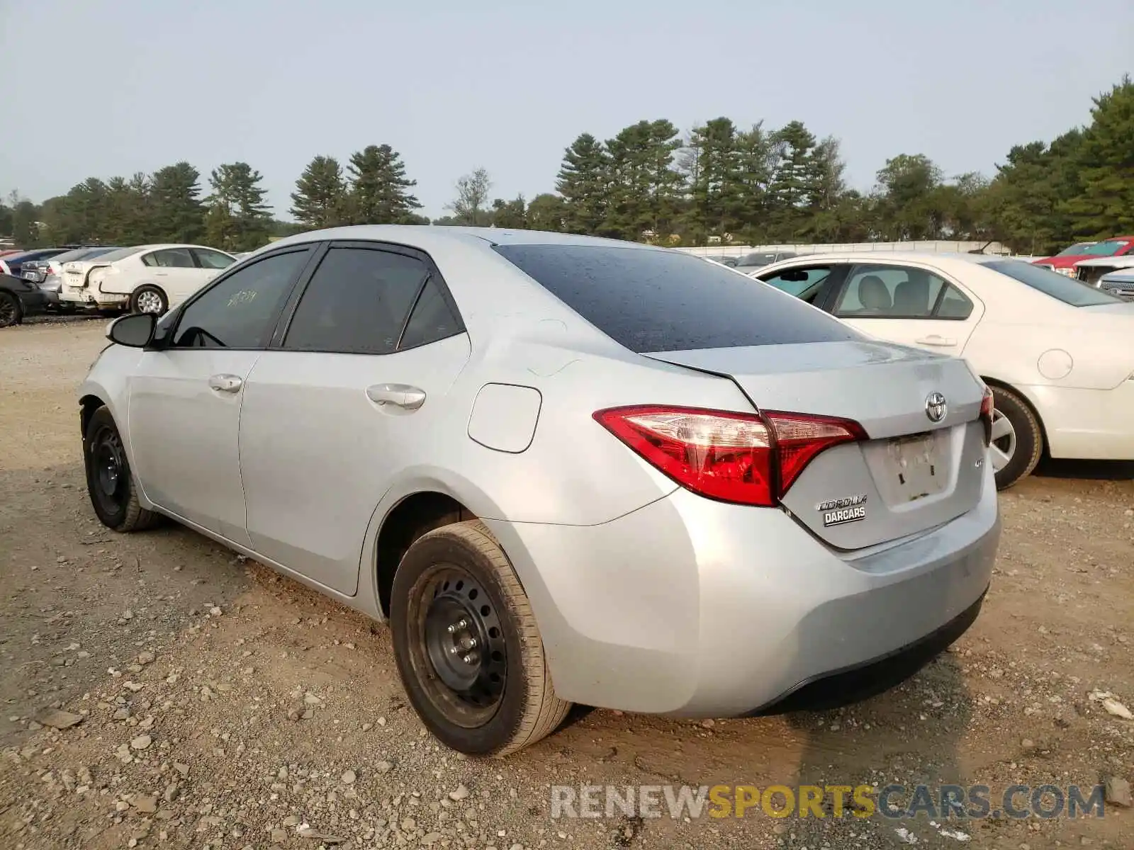 3 Photograph of a damaged car 2T1BURHE5KC187049 TOYOTA COROLLA 2019