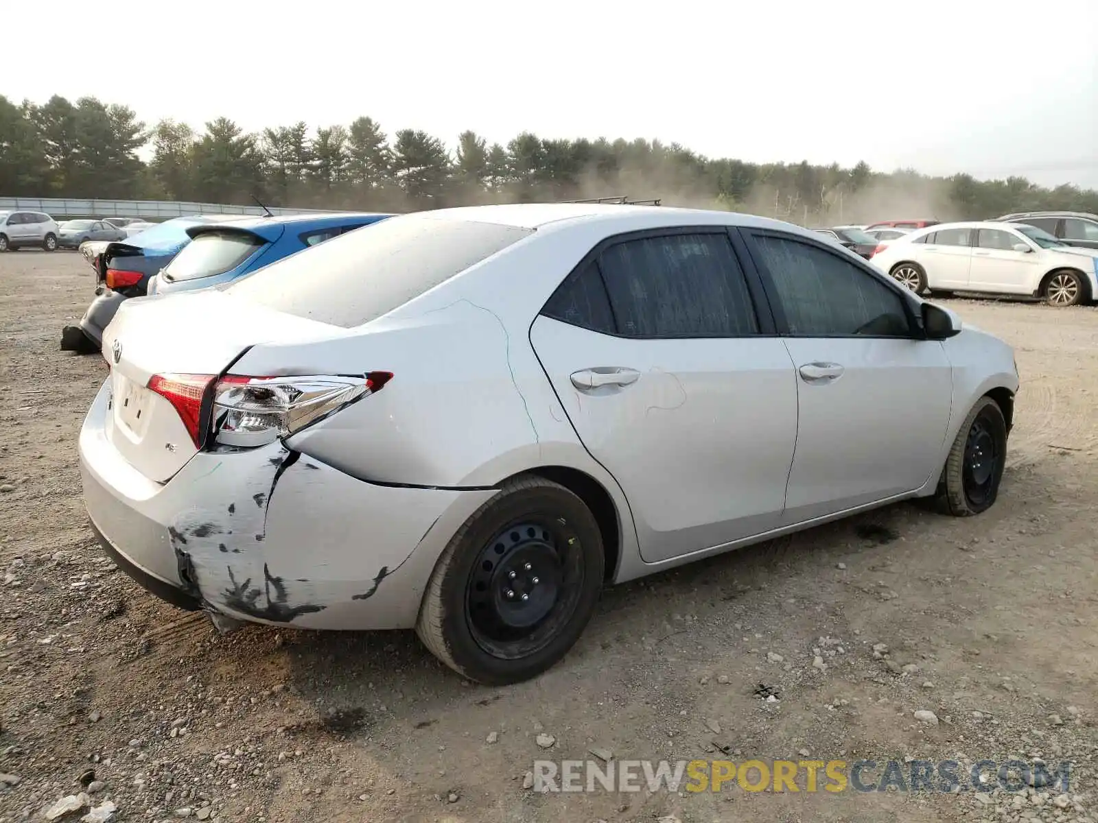 4 Photograph of a damaged car 2T1BURHE5KC187049 TOYOTA COROLLA 2019