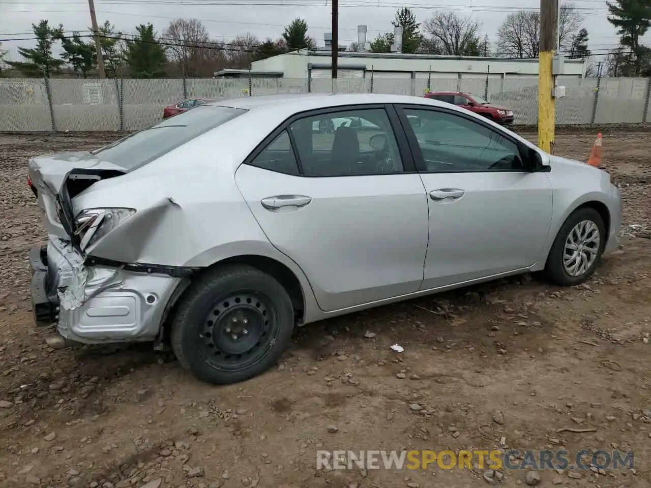 3 Photograph of a damaged car 2T1BURHE5KC187097 TOYOTA COROLLA 2019